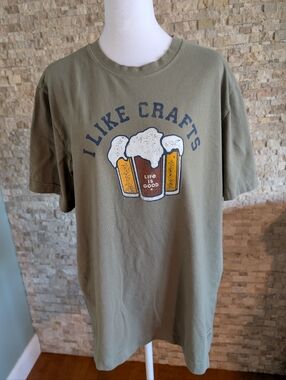 Life is Good Men's Crusher T-Shirt I Like Crafts Beer Humor Graphic Green Sz L